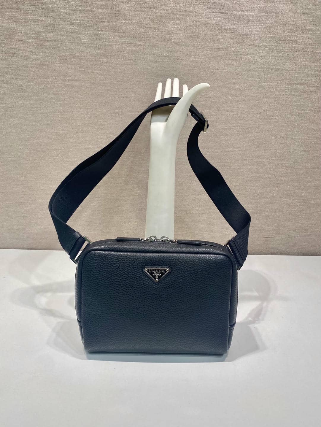 013Series-Chest Bag